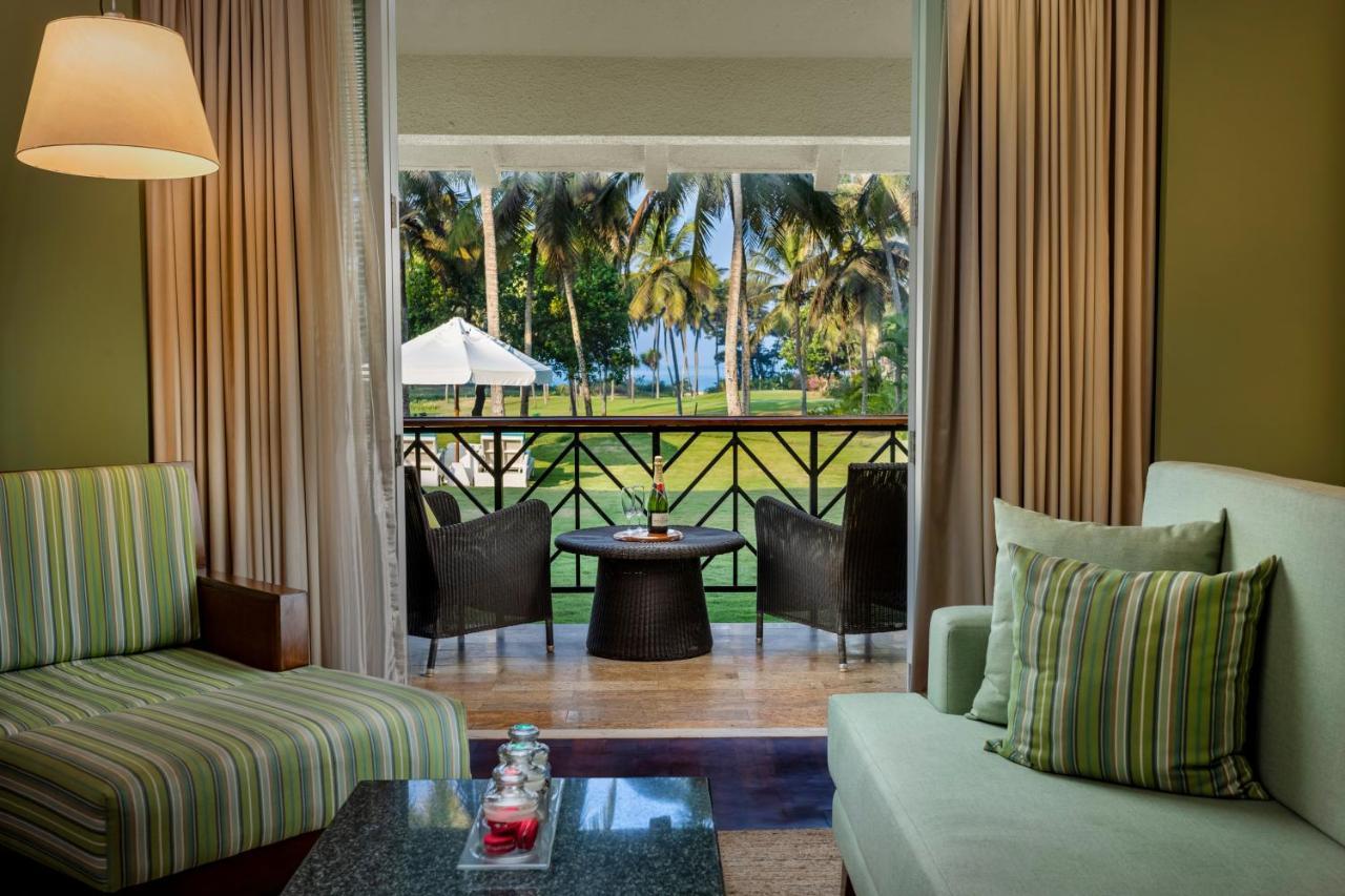 คาราเวลา บีช รีสอร์ต Hotel วาร์กา ภายนอก รูปภาพ A room at the hotel